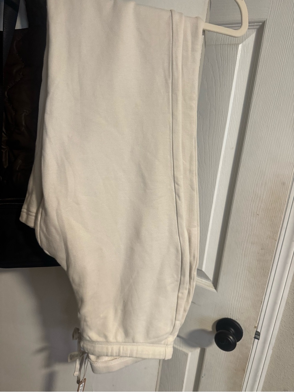 SKIMS Cream Drawstring Sweatpants